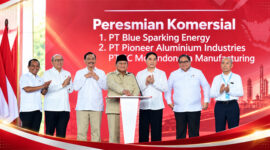 Presiden Prabowo Subianto saat meluncurkan 11 proyek hilirisasi di kawasan Indonesia Weda Bay Industrial Park (IWIP), Kabupaten Halmahera Tengah, Provinsi Maluku Utara, pada Kamis (8/10/2026), dengan total nilai investasi mencapai USD10,2 miliar atau sekitar Rp180 triliun.